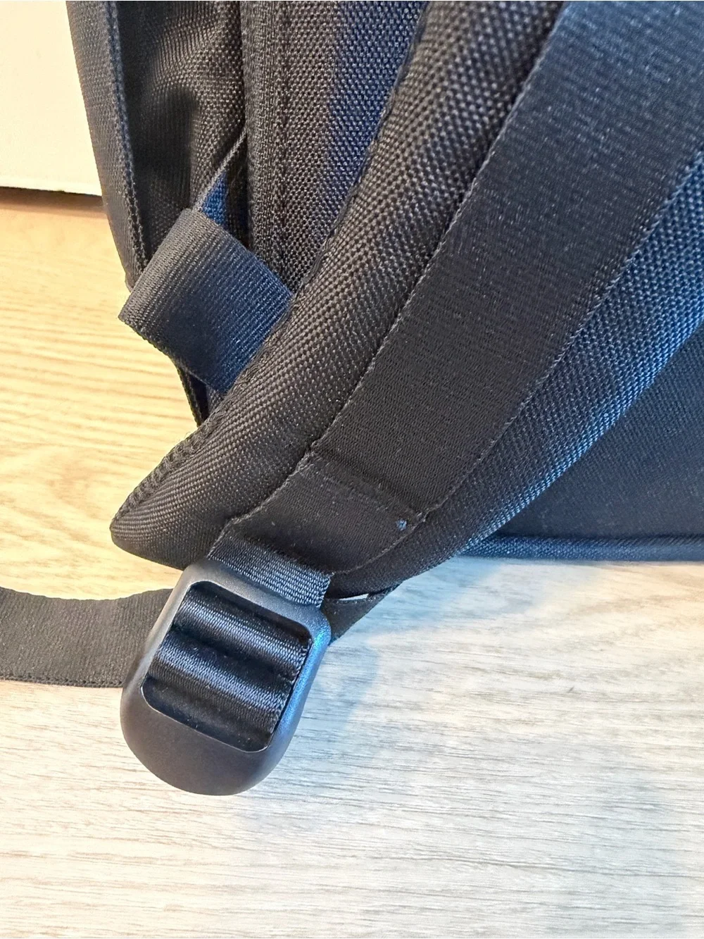 Herschel Supply Company pockets black